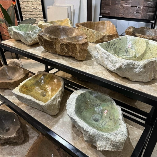 CUBAS EM PEDRA ESCULPIDA