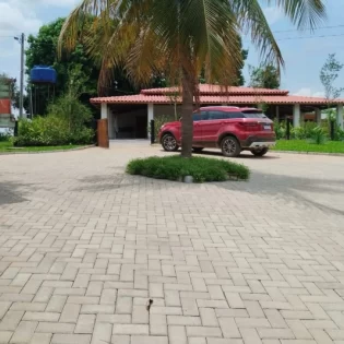 PISO PAVER EM CONCRETO